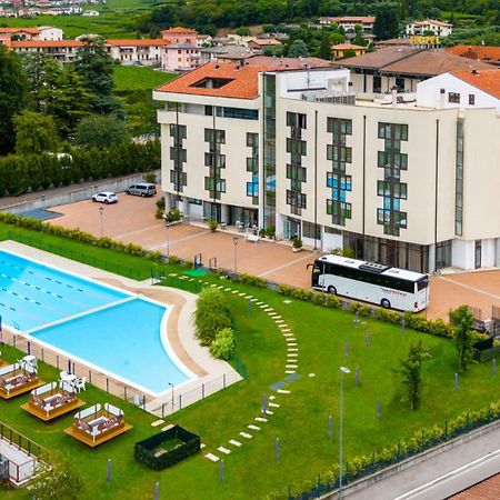 Kona Hotel Verona By Kleos Group Collection ネグラール エクステリア 写真
